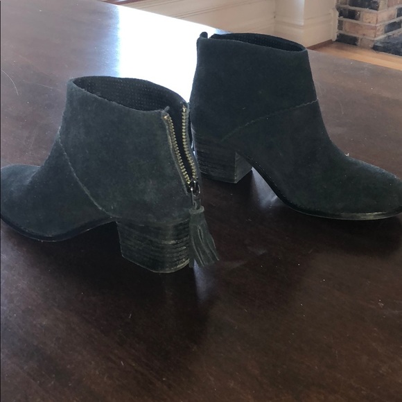TOMS black booties - Picture 2 of 3